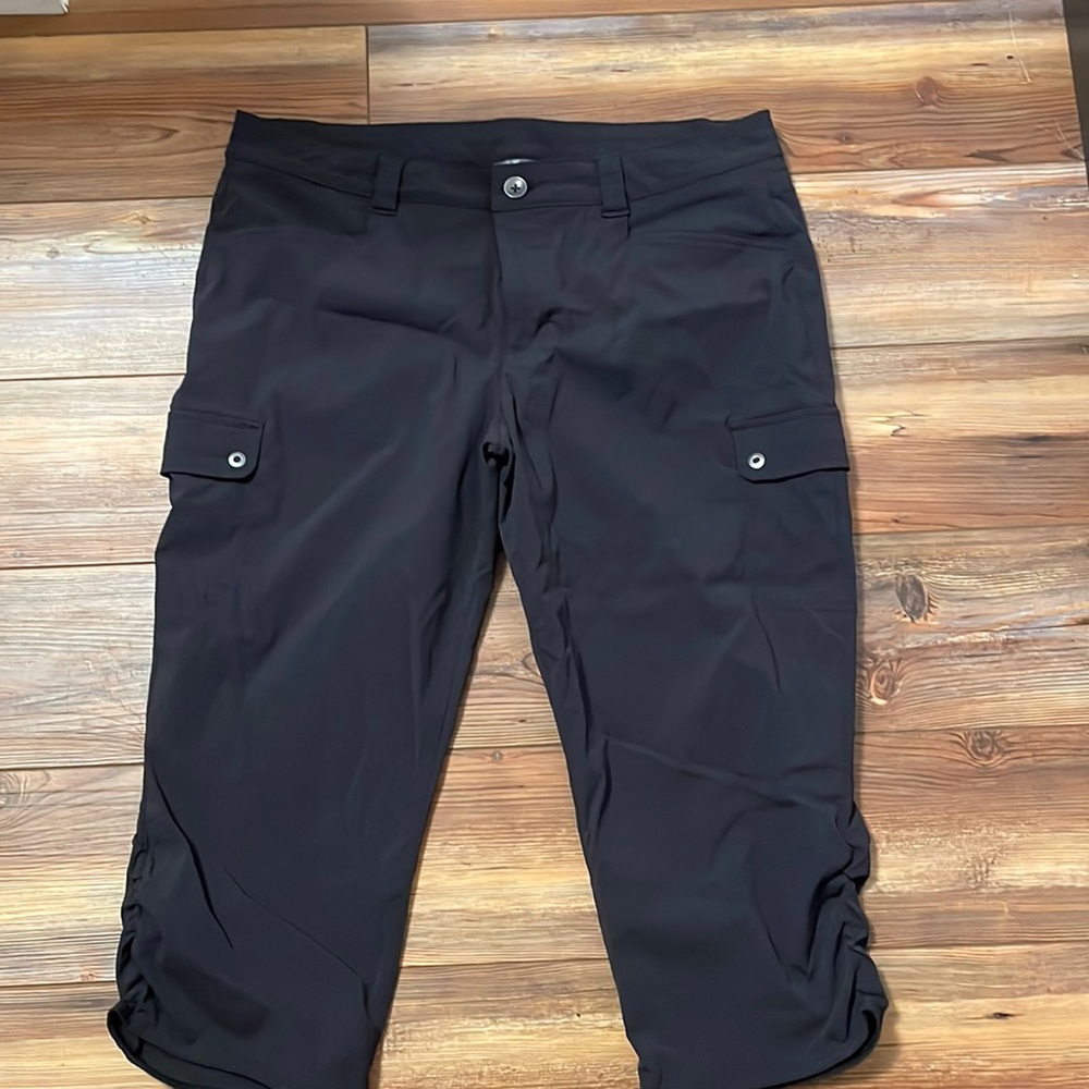 Womens Eddie Bauer capri 14
